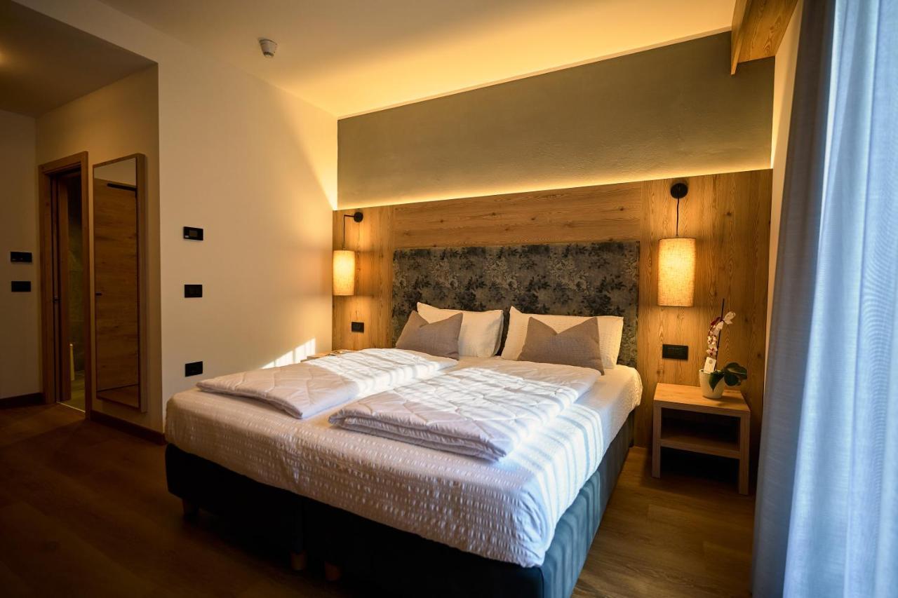Hotel Rio Кадерцоне Екстериор снимка