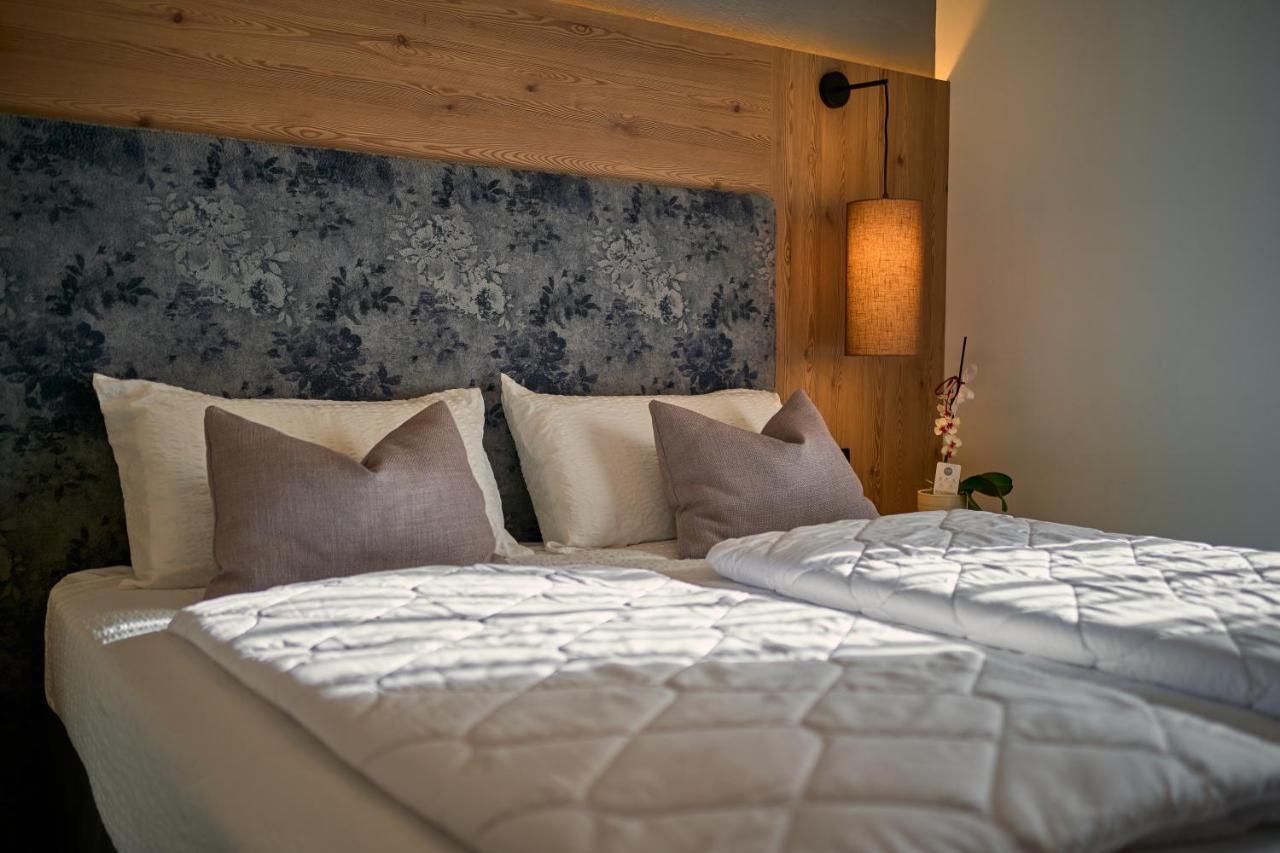 Hotel Rio Кадерцоне Екстериор снимка